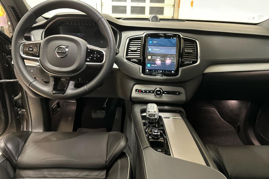 VOLVO XC90 2024