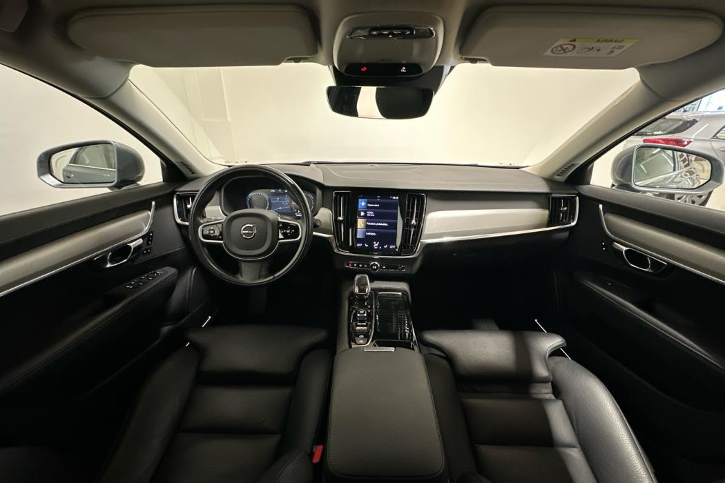 VOLVO V90 2020