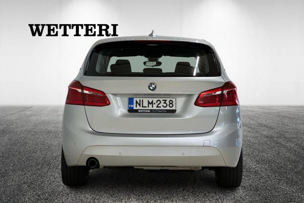 BMW 225 2017