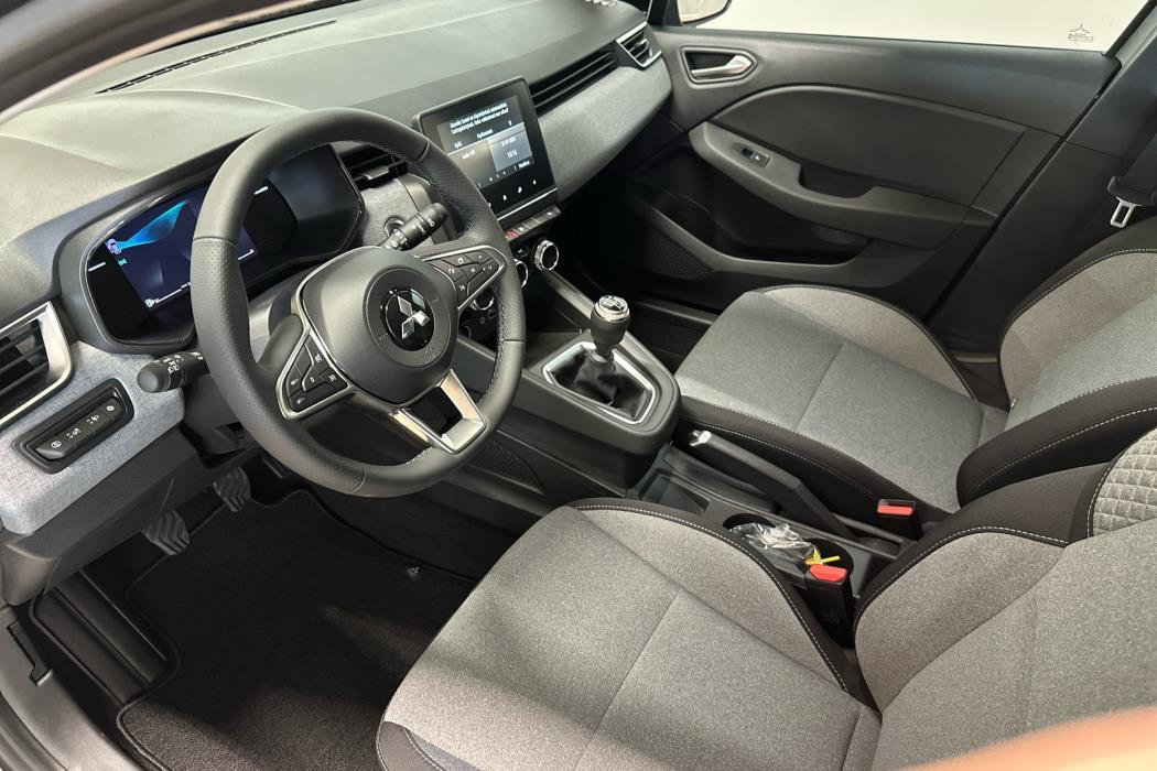 MITSUBISHI Colt 2025