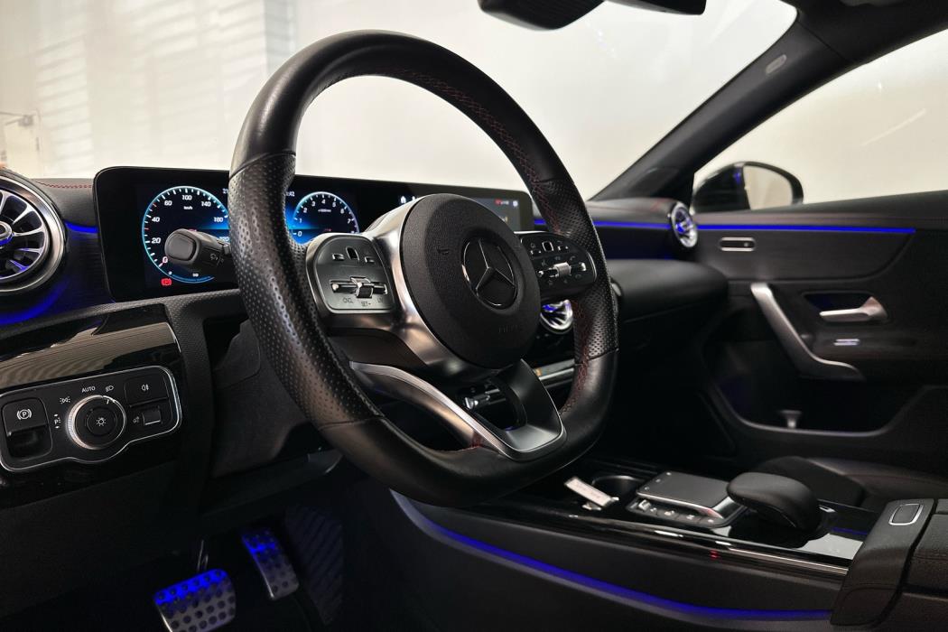 MERCEDES-BENZ CLA 2020