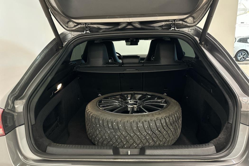 MERCEDES-BENZ CLA 2020