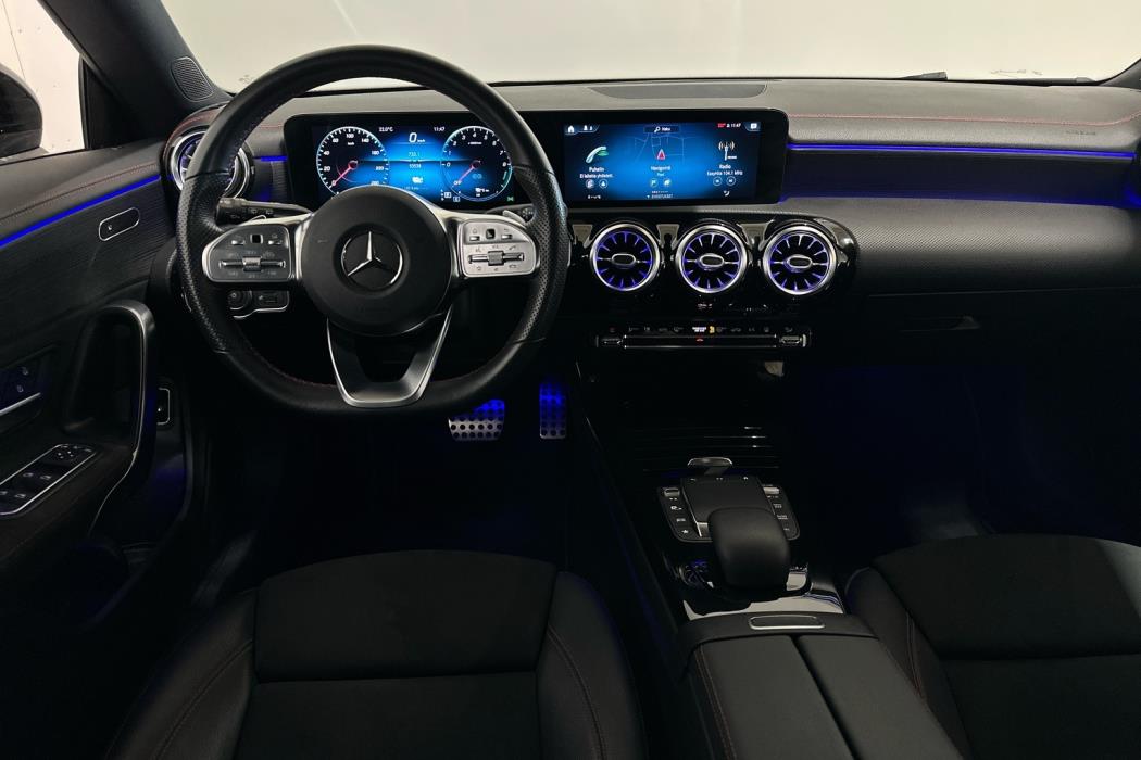 MERCEDES-BENZ CLA 2020