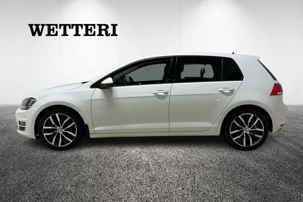 VOLKSWAGEN Golf 2014