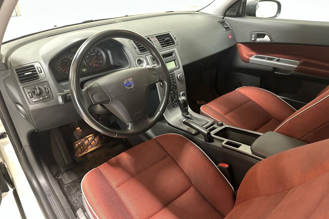 VOLVO C30 2008