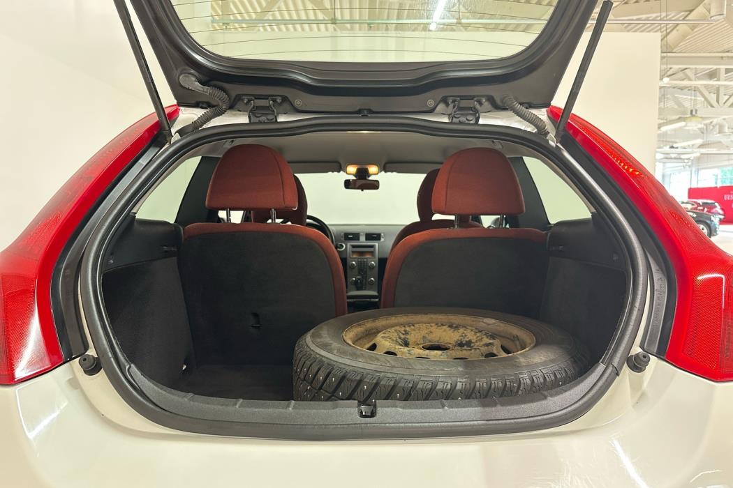 VOLVO C30 2008