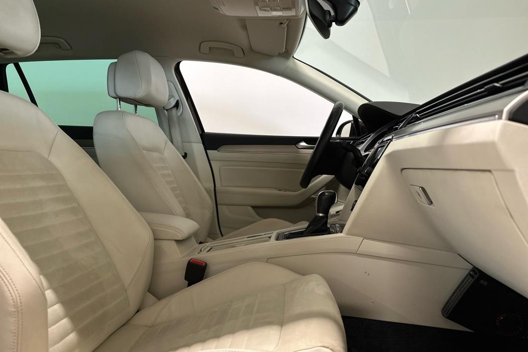 VOLKSWAGEN Passat 2015