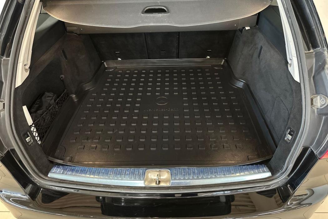 MERCEDES-BENZ C 2016