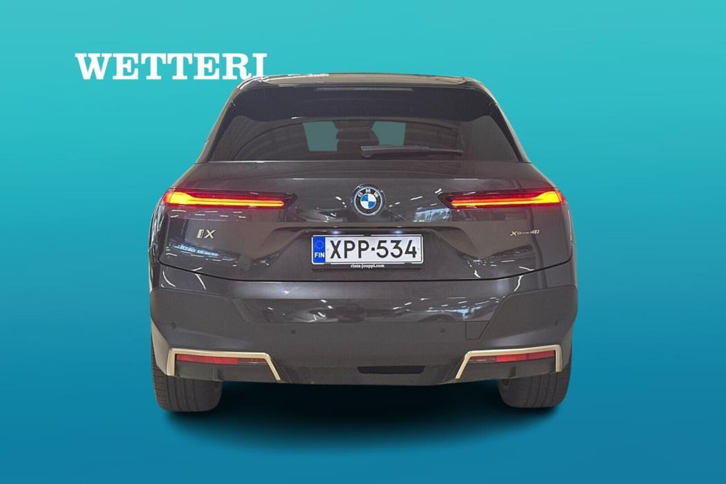 BMW iX 2022