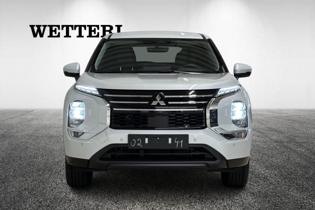 MITSUBISHI Outlander 2025