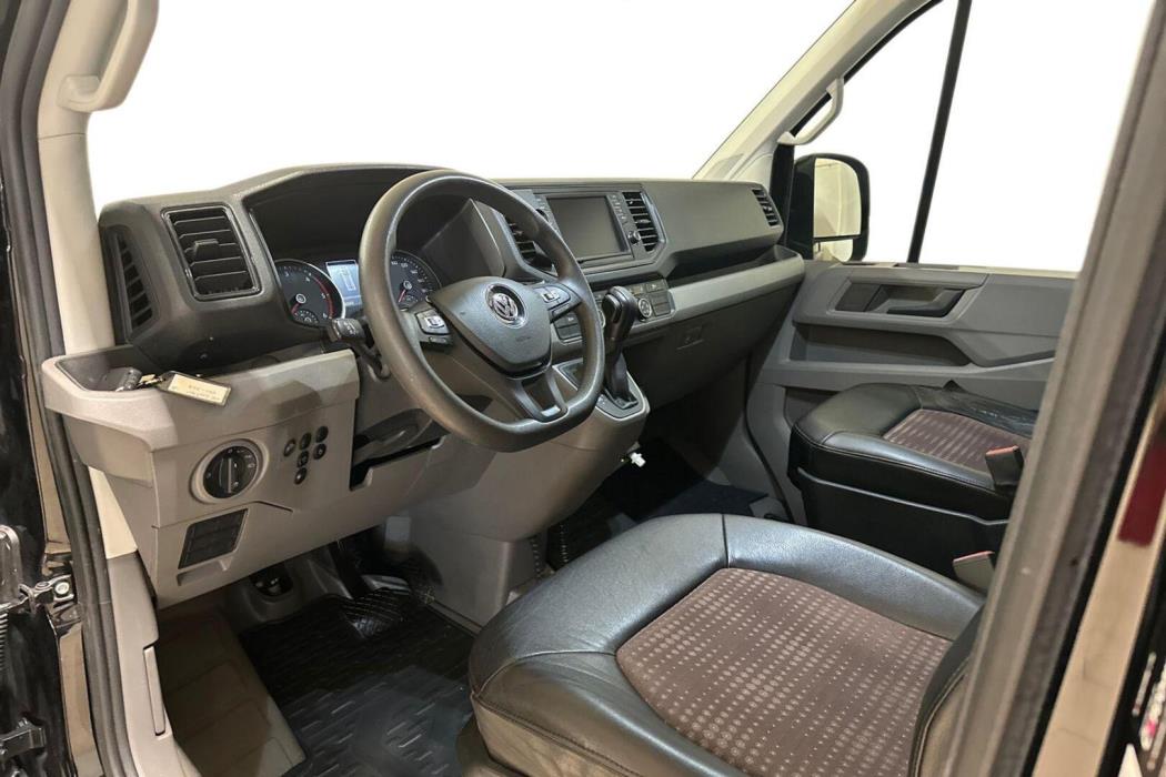 VOLKSWAGEN Crafter 2020