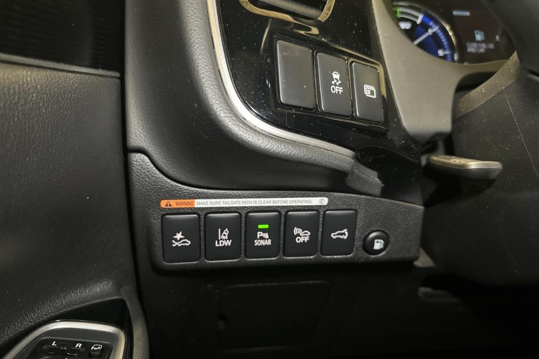 MITSUBISHI Outlander PHEV 2020