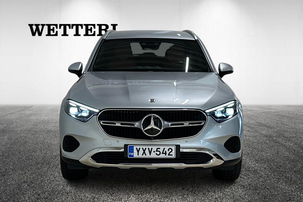 MERCEDES-BENZ GLC 2024