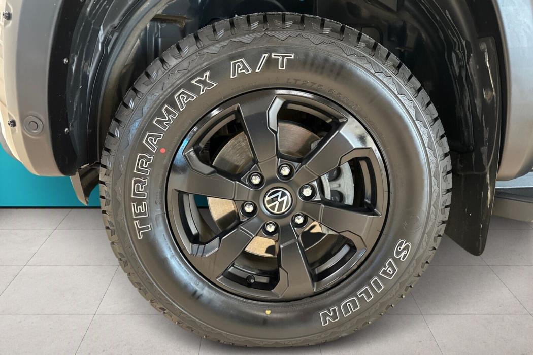 VOLKSWAGEN Amarok 2024