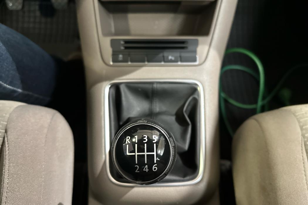 VOLKSWAGEN Golf Plus 2012