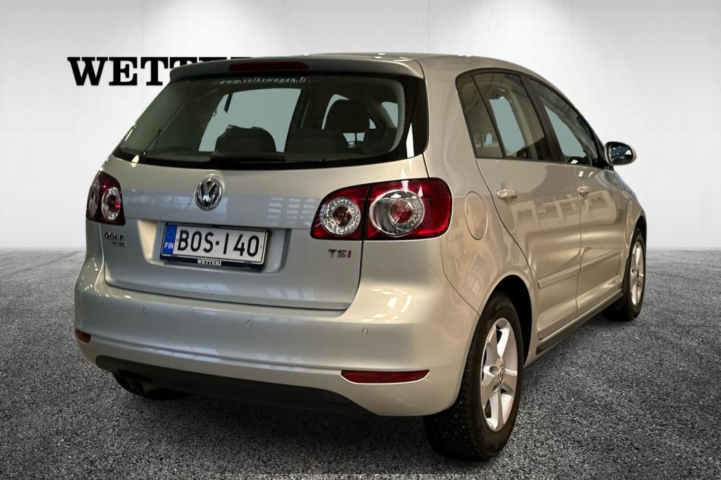 VOLKSWAGEN Golf Plus 2012