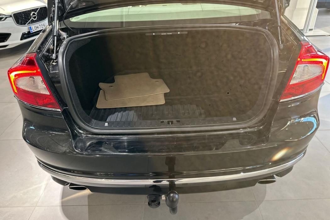 VOLVO S80 2015