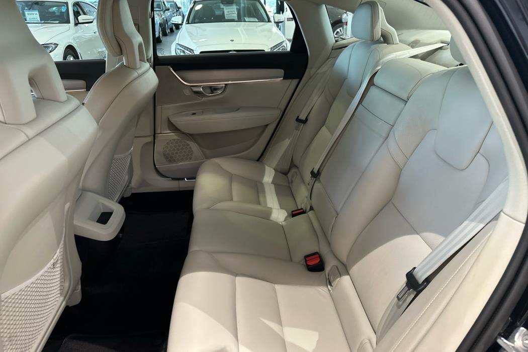 VOLVO S90 2017