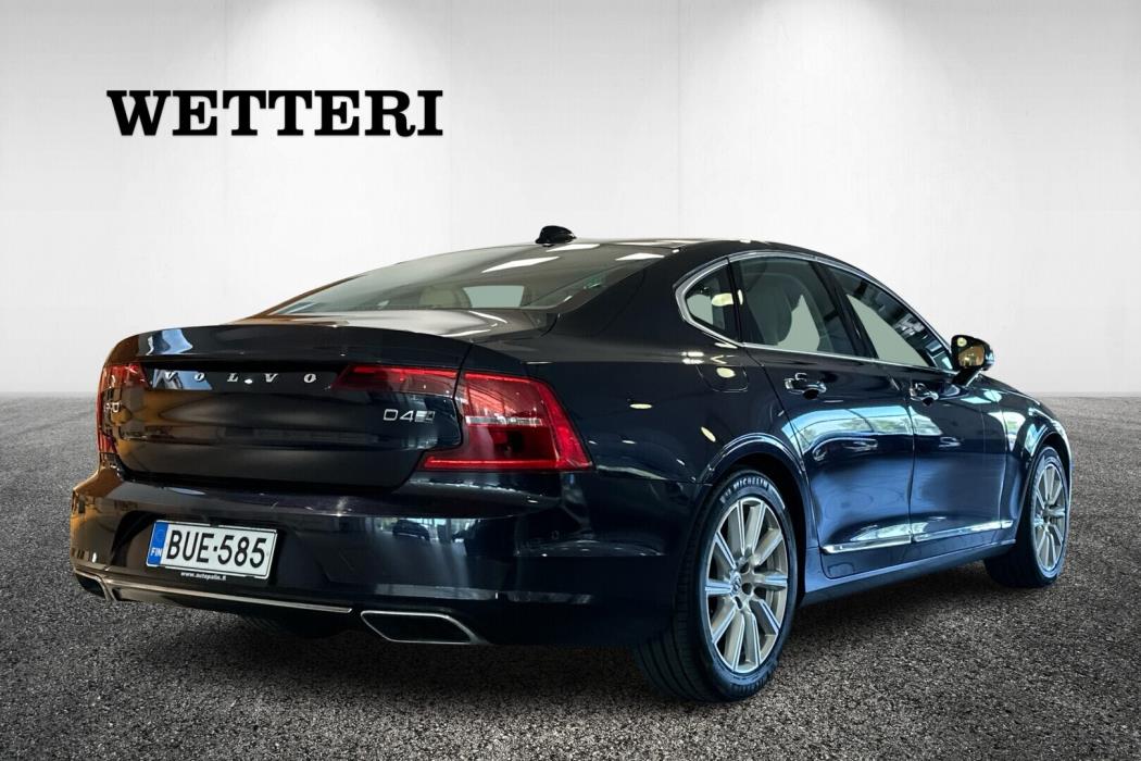 VOLVO S90 2017