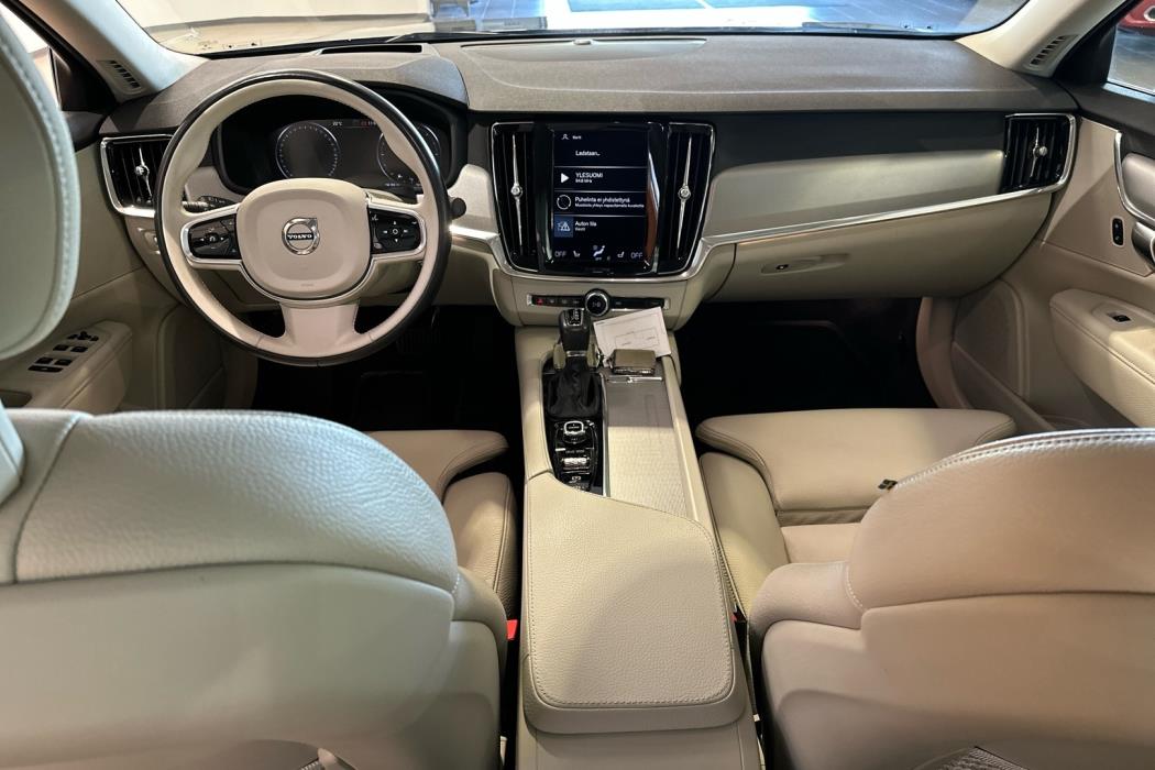 VOLVO S90 2017