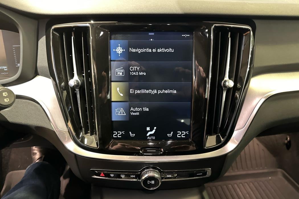 VOLVO V60 2019