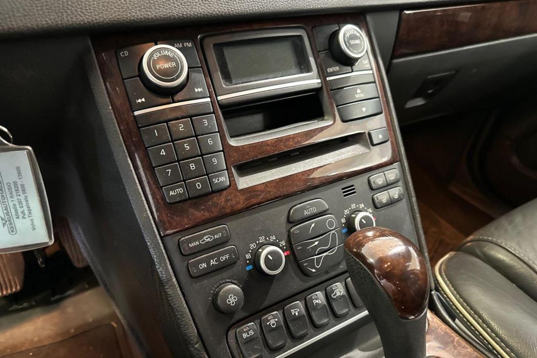 VOLVO XC90 2008