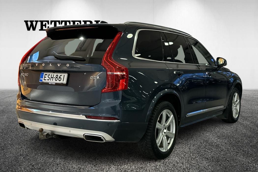 VOLVO XC90 2020