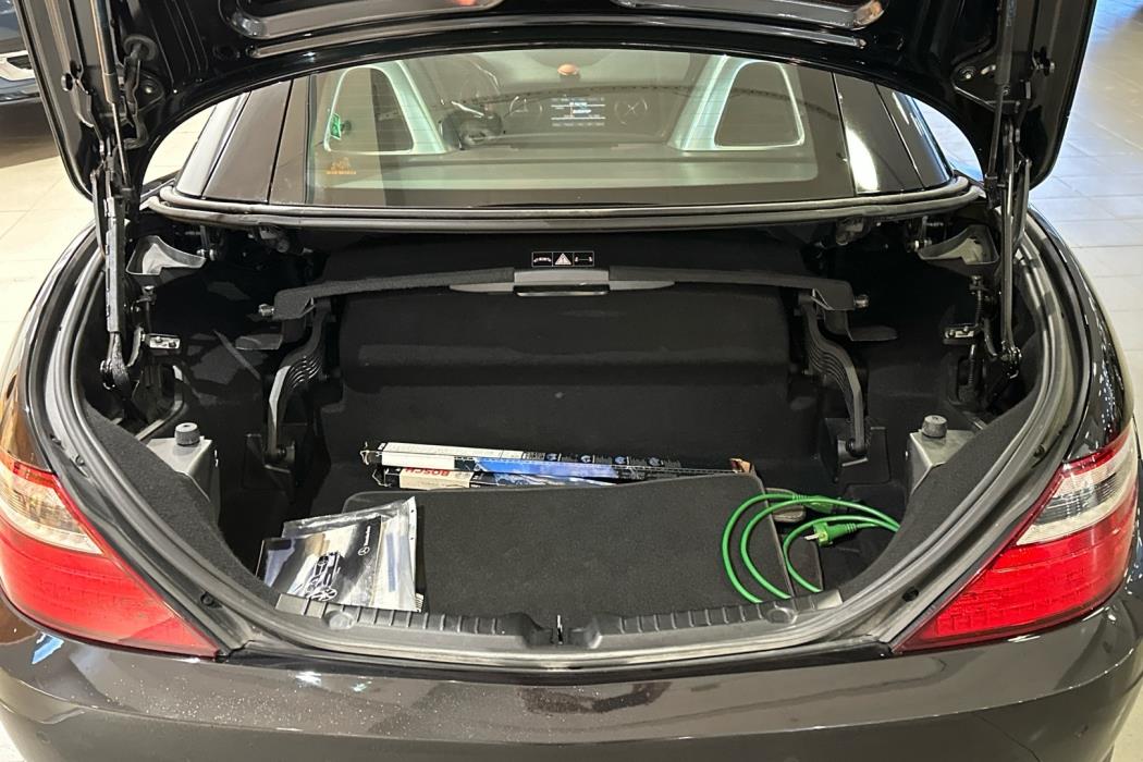 MERCEDES-BENZ SLK 2012