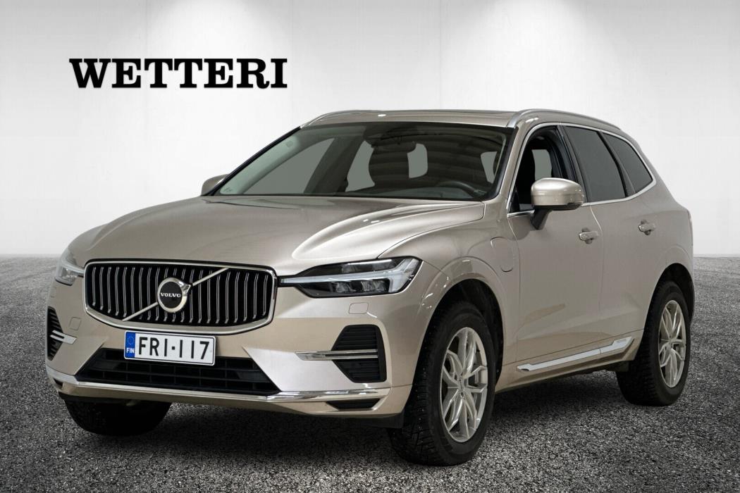 VOLVO XC60 2023