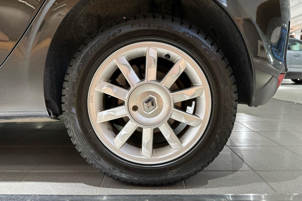 RENAULT Clio III 2010