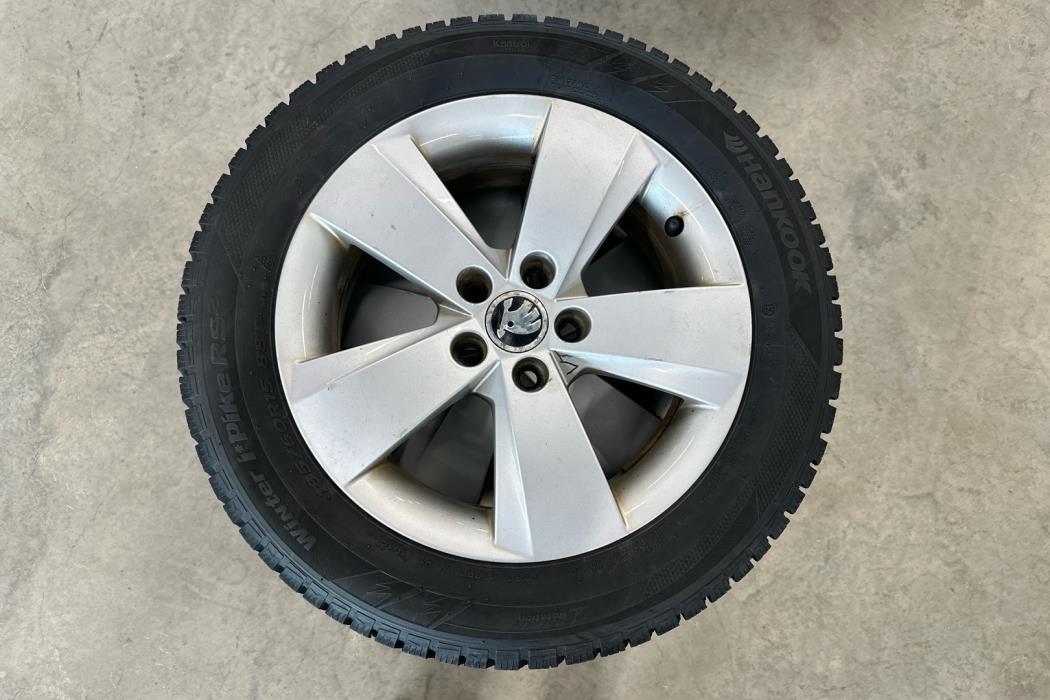 SKODA Rapid 2015
