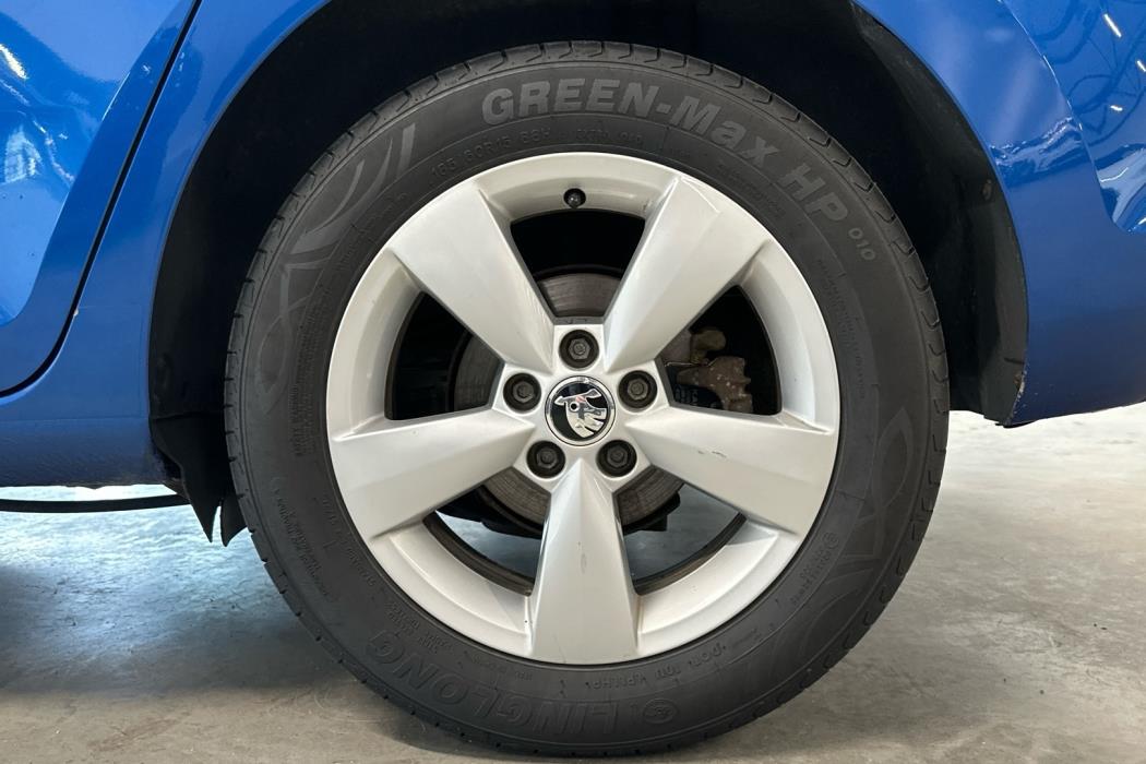 SKODA Rapid 2015