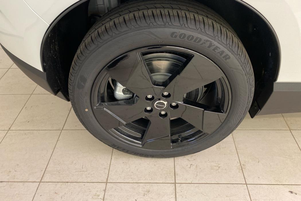 VOLVO EX30 2027