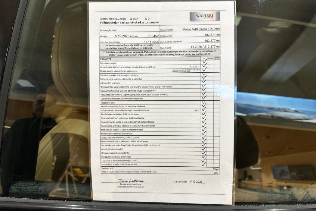 VOLVO V40 Cross Country 2017