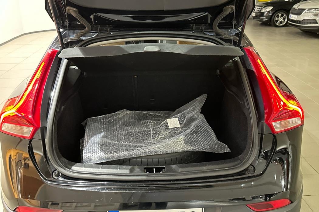 VOLVO V40 Cross Country 2017