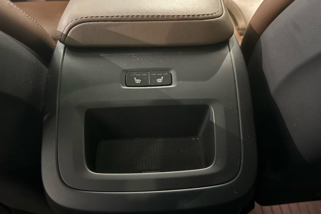 VOLVO XC60 2021