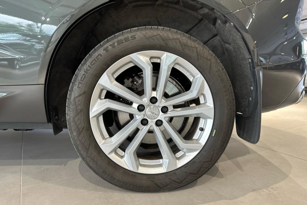 VOLVO XC60 2021