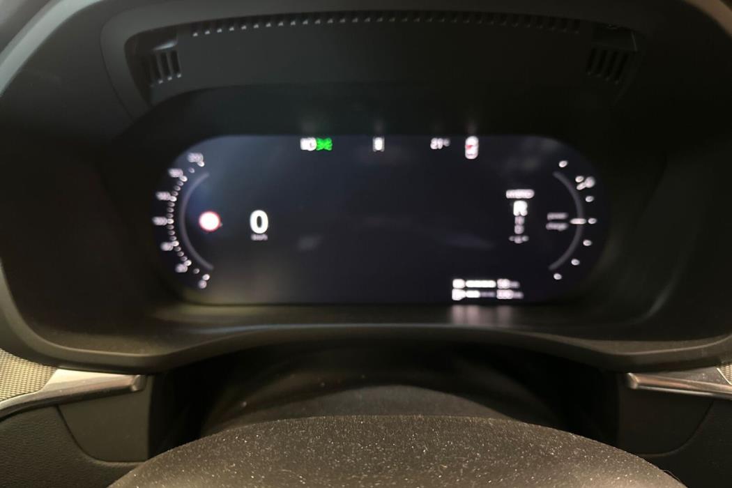 VOLVO XC60 2025