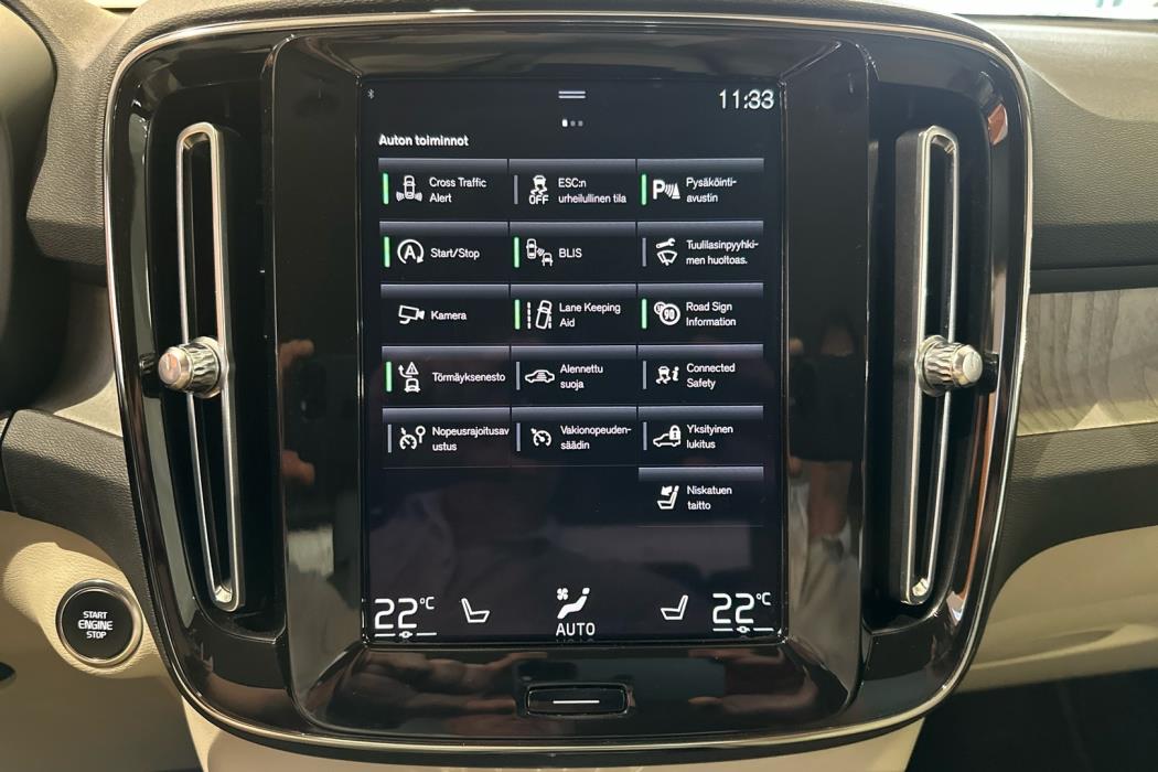 VOLVO XC40 2021