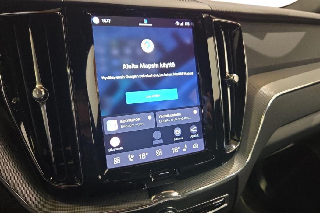 VOLVO XC60 2022