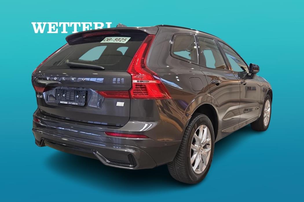 VOLVO XC60 2022
