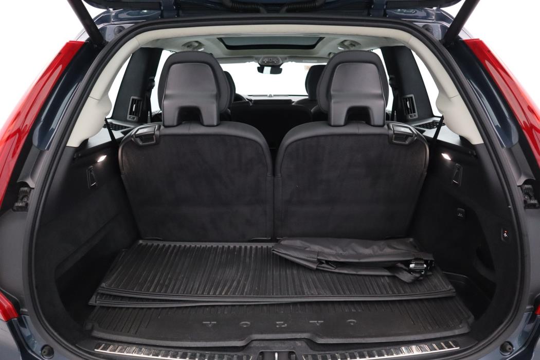 VOLVO XC90 2023