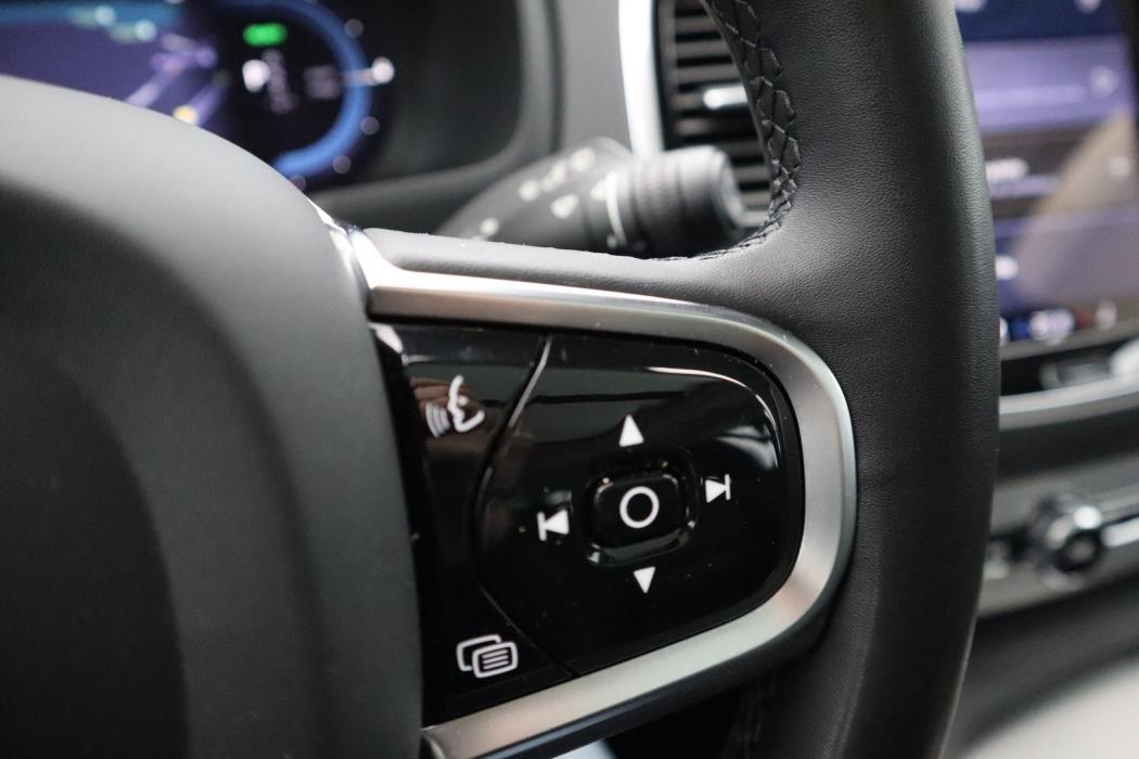 VOLVO XC90 2023
