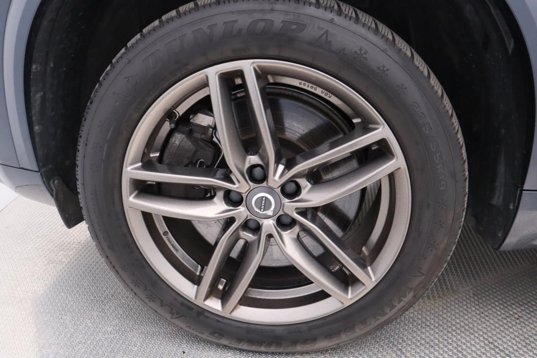 VOLVO XC90 2023