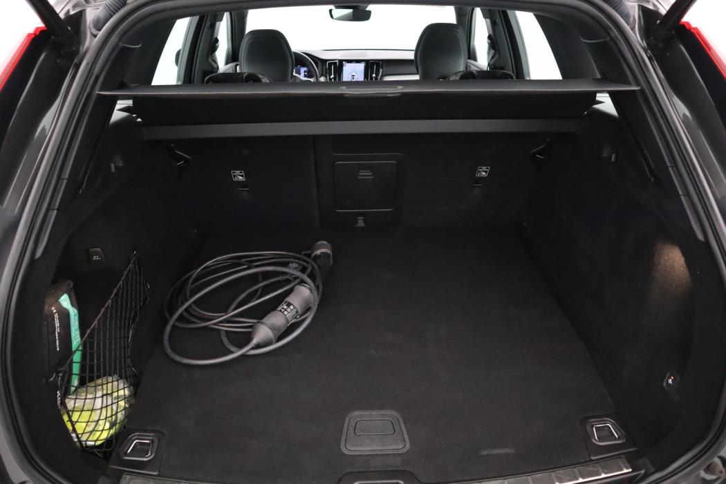 VOLVO XC60 2022