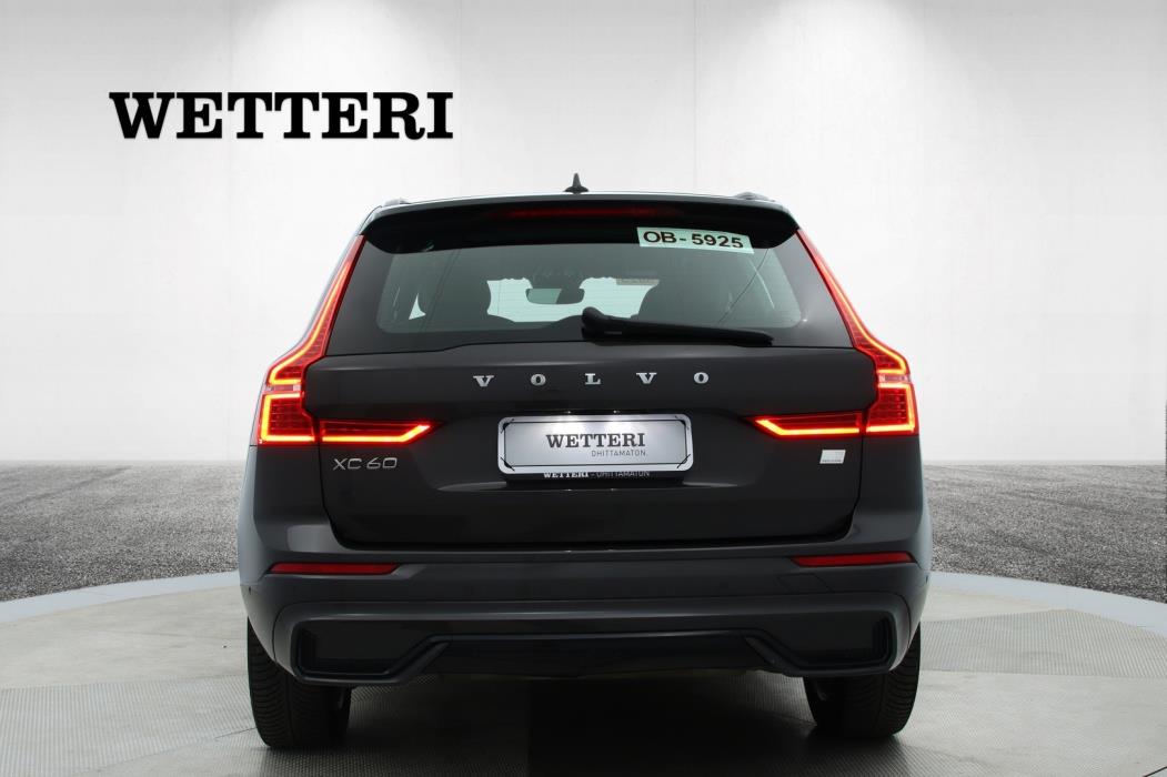 VOLVO XC60 2022