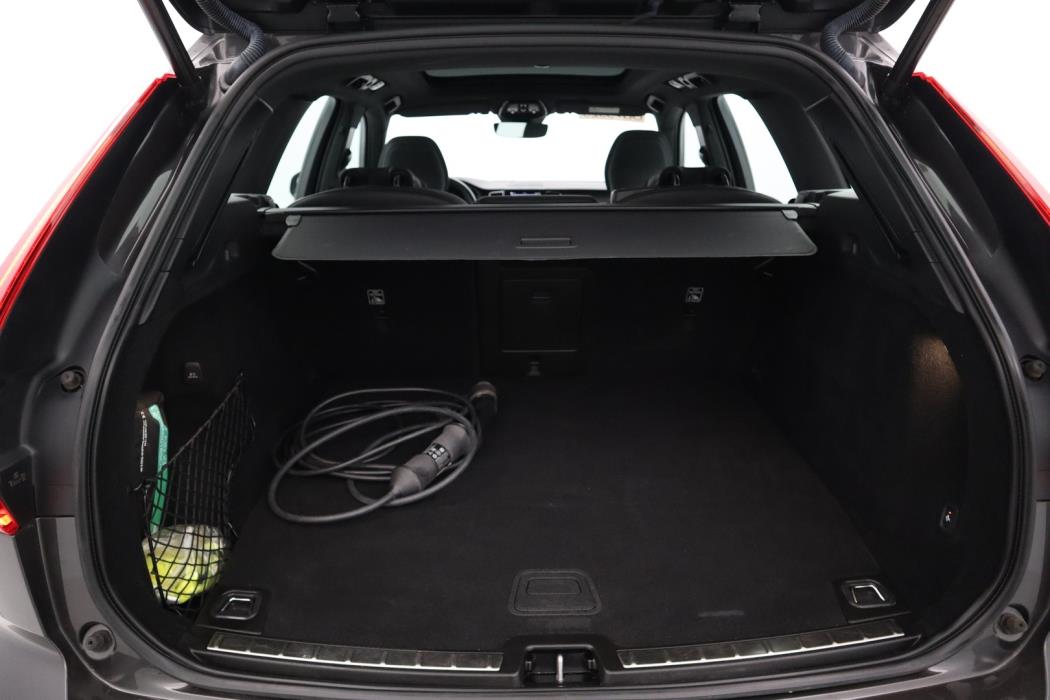 VOLVO XC60 2022