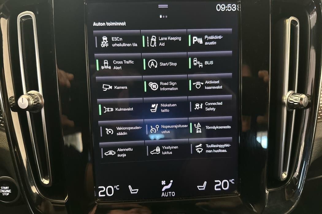 VOLVO XC40 2018