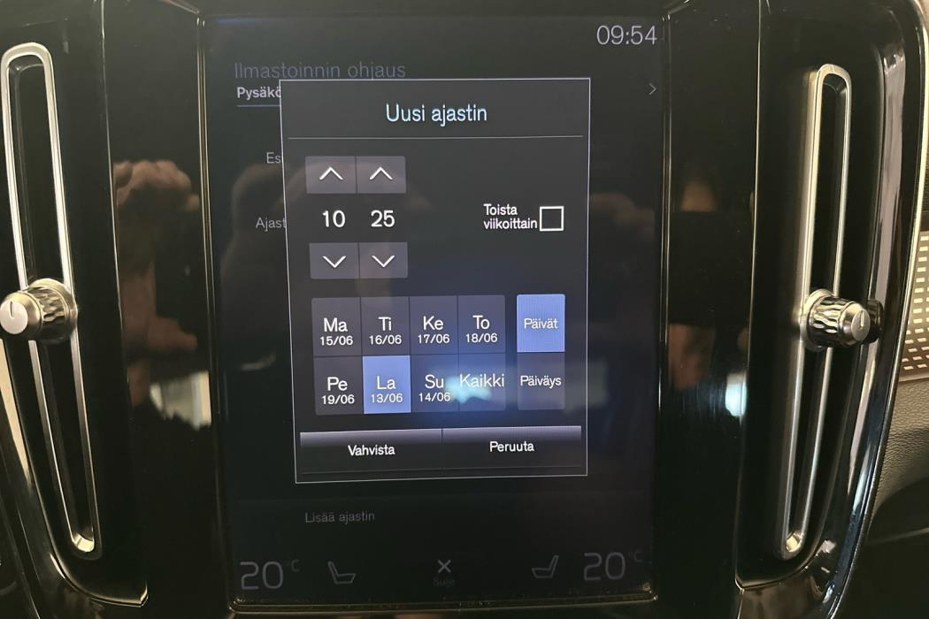 VOLVO XC40 2018