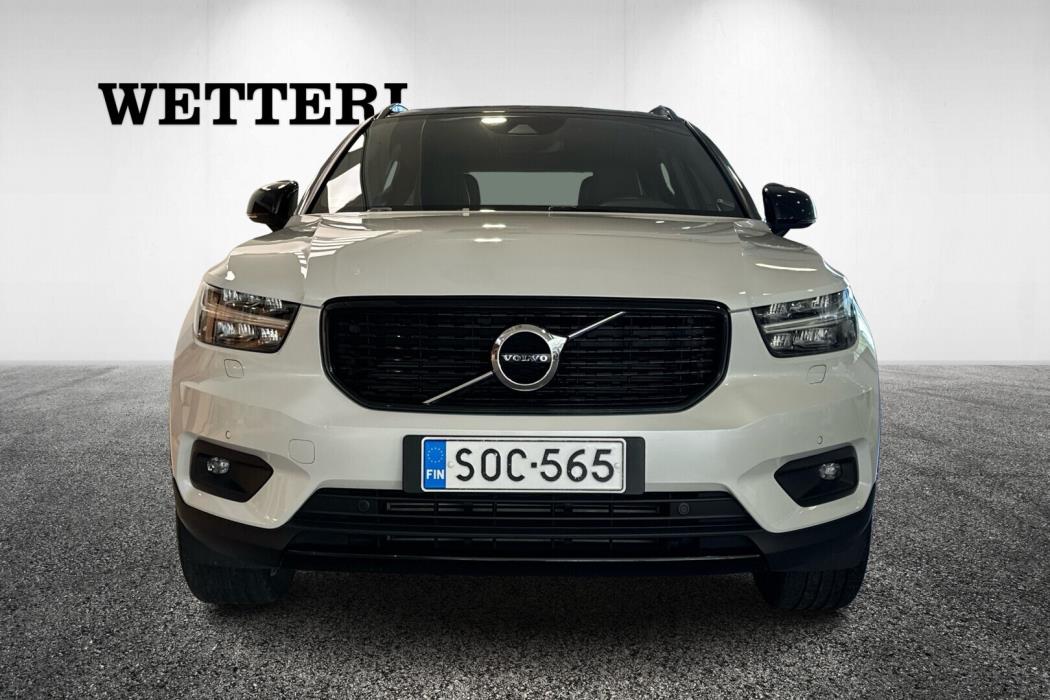 VOLVO XC40 2018